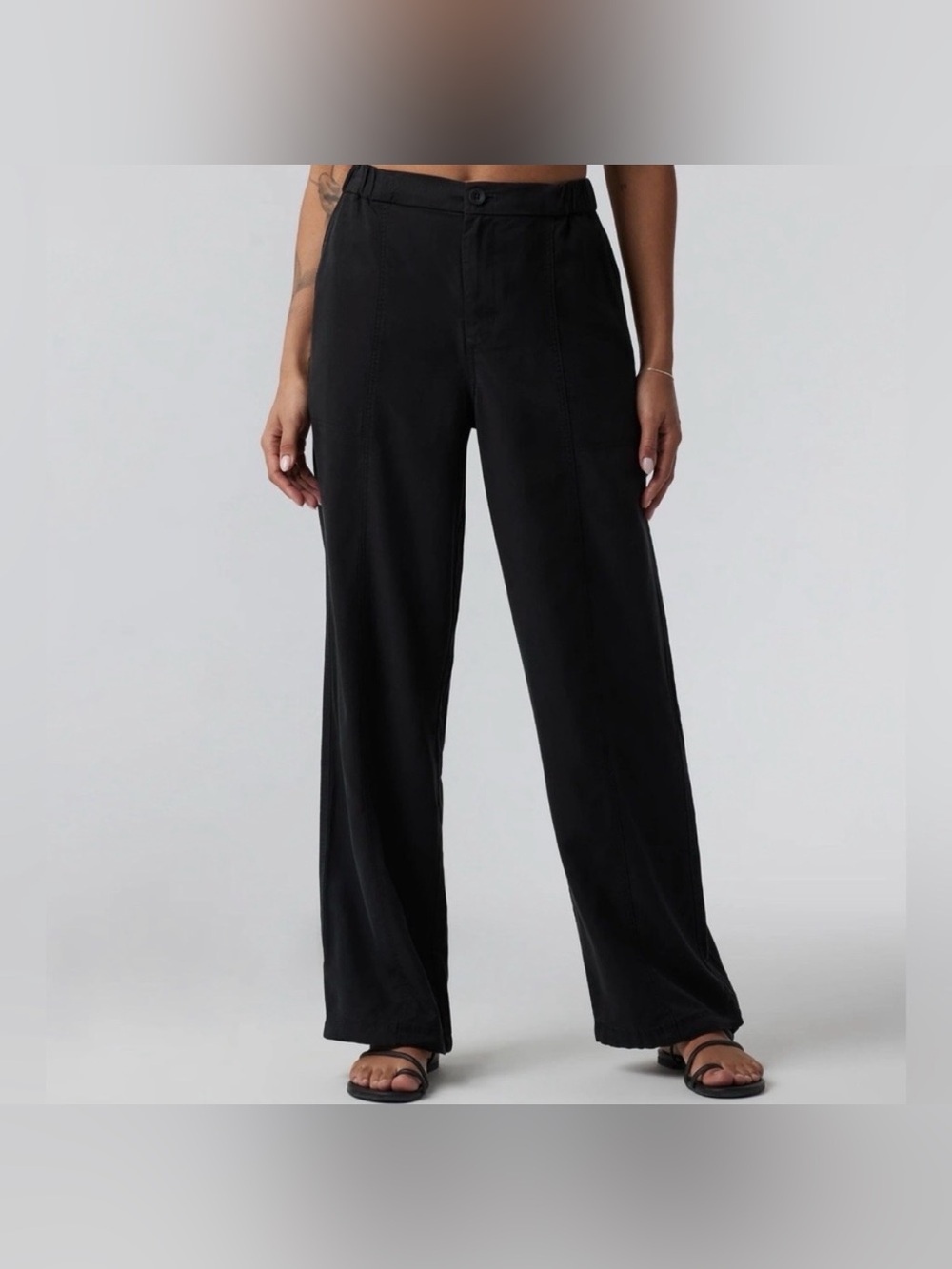 Vuori Coastline Pant in Black - Lyocell - Size XL - Picture 4 of 10